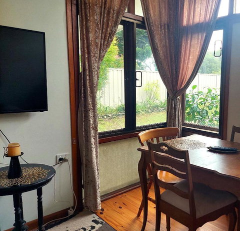 Front Apartment At The Cottage- 2 Bedrooms - Geneva In Kyogle - Pubs and Clubs 0