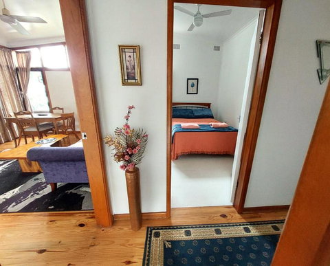 Front Apartment At The Cottage- 2 Bedrooms - Geneva In Kyogle - Pubs and Clubs 3