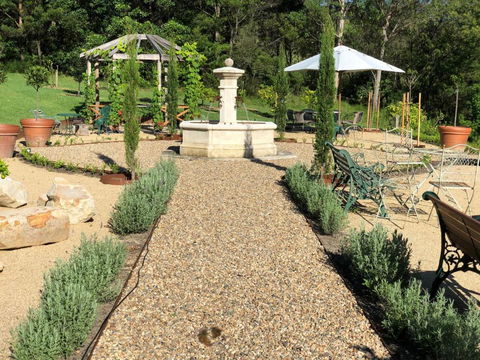 Garden Hill Retreat South Coast Australia - Pubs and Clubs 2