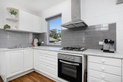 Gateway Retreat Near Flinders Uni & Hospital - Pubs and Clubs 1