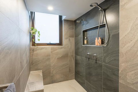 Getaway On Surf - Ground Floor Apartment - Family Friendly 100m From The Beach - Pubs and Clubs 4