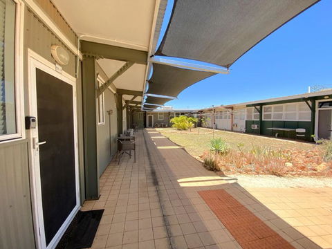 Getaway Villas Unit 381 - Pubs and Clubs 1