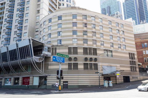 Gia Sydney - Pubs and Clubs 3