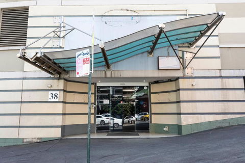 Gia Sydney - Pubs and Clubs 4