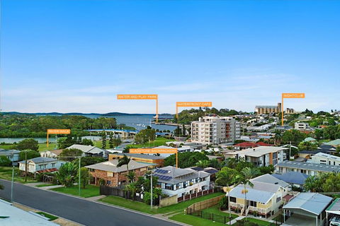 Gladstone Backpackers - Pubs and Clubs 0