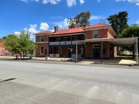Gold Reef Adelong - Pubs and Clubs 3