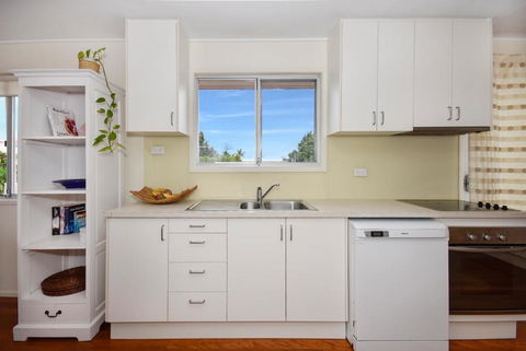 Golden Beach Family & Friends Getaway ZC4 - Pubs and Clubs 1