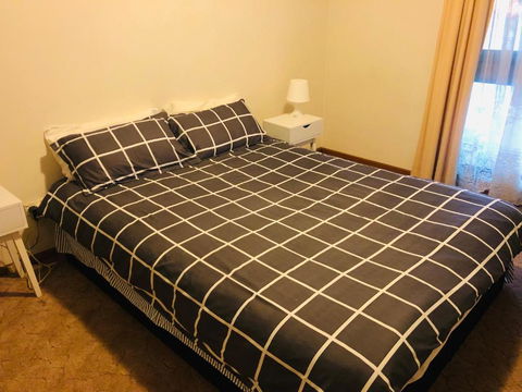 Golden House - Pubs and Clubs 3