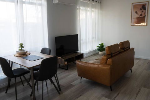 Goldfields Hideaway - Pubs and Clubs 0