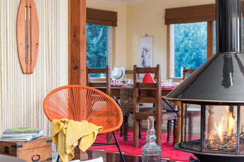 Gone Surfin - Pubs and Clubs 3