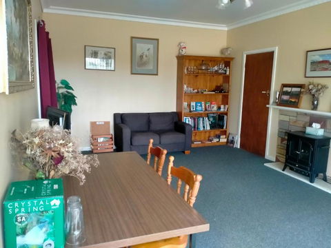 Grampians Historic Homestead B&B - Pubs and Clubs 3