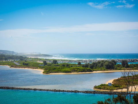 Grand Pacific 1 Unit 3 - First Floor - Pubs and Clubs 1