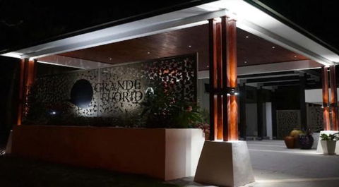 Grande Florida - Hosted By Burleigh Letting - Pubs and Clubs 4