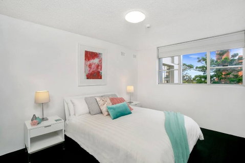 HARIS - Modern 2BR Apartment With Views - Go Out 2