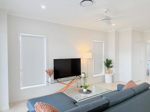 Harmony Heights 4 Beds Villa At Rochedale - Go Out 2
