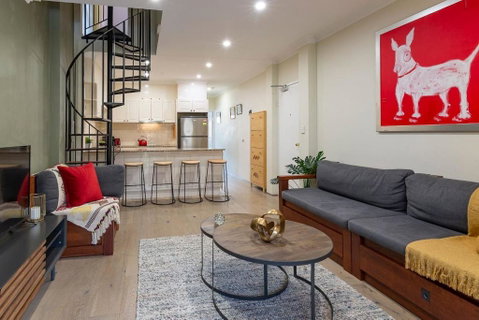 Hip Inner-City Living In Vibrant Erskineville - Go Out 0