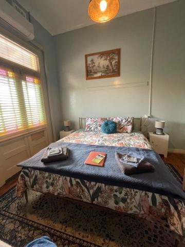 HISTORIC STAR LODGE And STATION MASTERS HOUSE NARRANDERA - Go Out 1
