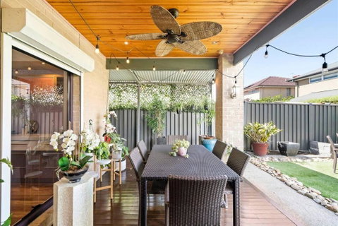 Home & Theatre, Golf, Highpoint - Pubs and Clubs 2