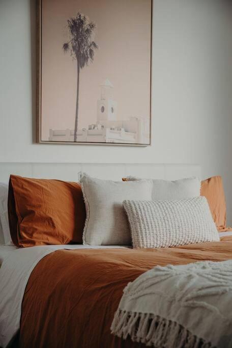 House On Hampson - Pubs and Clubs 2