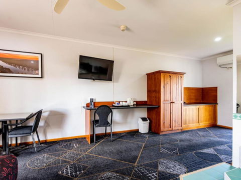 Hotel Renmark - Pubs and Clubs 2