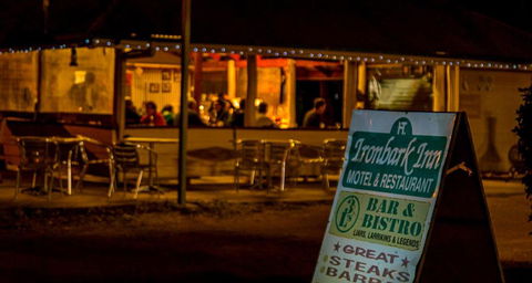 Ironbark Inn - Pubs and Clubs 1