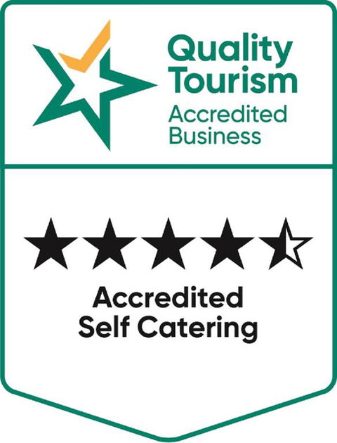 Adelaide Style Accommodation-Getaway In North Adelaide- Close To City - Pubs and Clubs 3