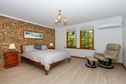 Adelaide Style Accommodation-Getaway In North Adelaide- Close To City - Pubs and Clubs 1