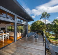 Adventure Bay Beach House - Go Out