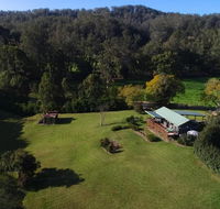 Afterglow Cottages - Pubs and Clubs