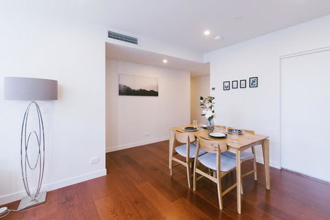 AirTrip Apartment II On Cordelia Street - Go Out 2
