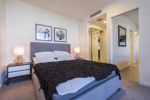 AirTrip Apartments On Cordelia Street - Go Out 2