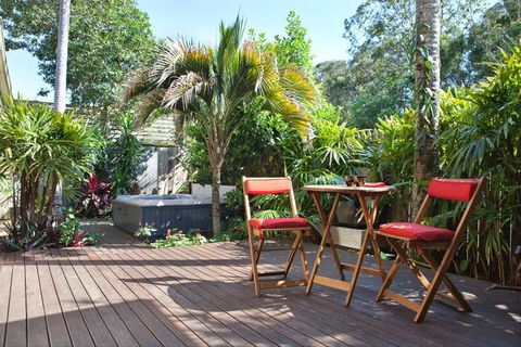 Akai Hana - Pubs and Clubs 1