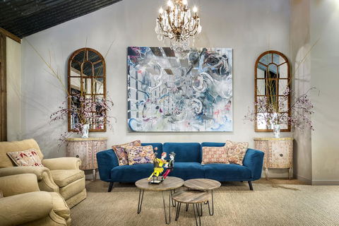 AL RU Farm - Pubs and Clubs 0