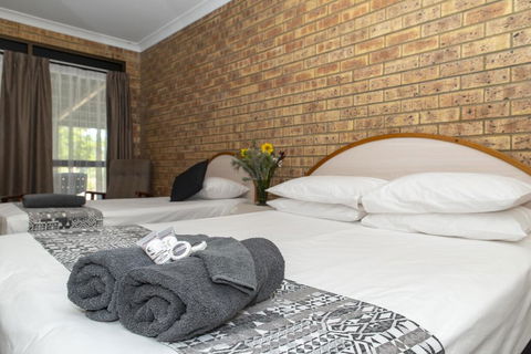 Albert Park Motor Inn - Go Out 2