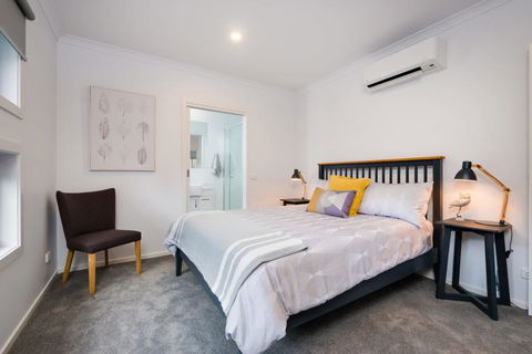 Albury Yalandra Apartment 5 - Pubs and Clubs 3