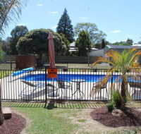 Alexandra Motor Inn - Victoria Aus - Pubs and Clubs