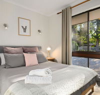 Alinga Longa 4 - Pubs and Clubs