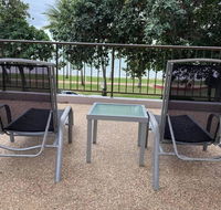 All in 500 aud weekly Beachfront The STRAND studio Apartment - Go Out