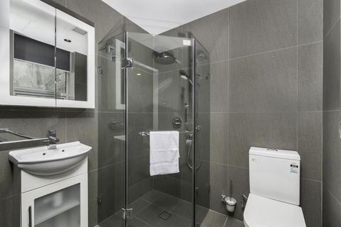 Alloggio Studios On King - Pubs and Clubs 3