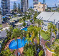 Aloha Lane Holiday Apartments - Pubs and Clubs