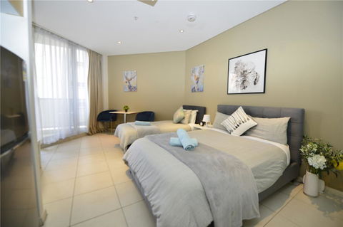 Alora Studio In Sydney Central - Darling Harbour - Pubs and Clubs 0