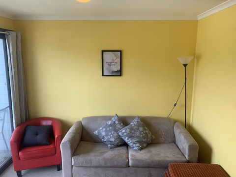 Alpen Glen 6 - Pubs and Clubs 2