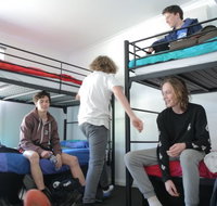 Alpine Sports Lodge - Pubs and Clubs