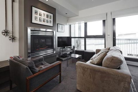 Alto Villa 403 - Pubs and Clubs 0