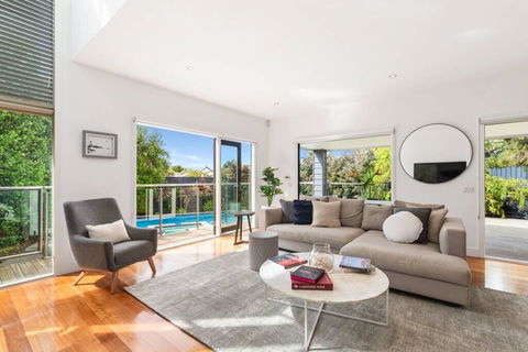 Amalfi Dream - Luxury Villa With Pool And Spa, Walk To Beach And Shops - Pubs and Clubs 1