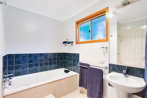 Amamoor Homestead Bed & Breakfast And Country Cottages - Pubs and Clubs 0