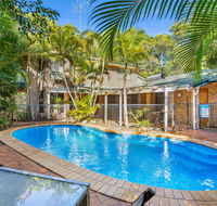 Amaroo - Rainbow Shores Room for everyone and walk to beach - Go Out