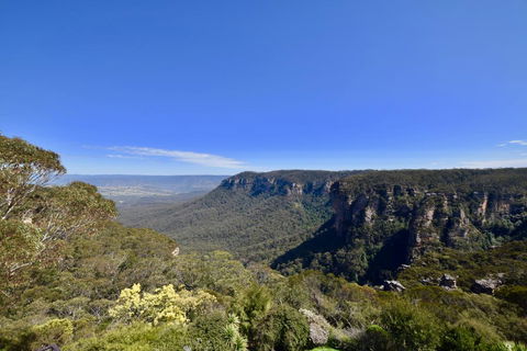 Amaroo Mountaintop Villa - Pubs and Clubs 0