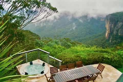 Amaroo Mountaintop Villa - Pubs and Clubs 1
