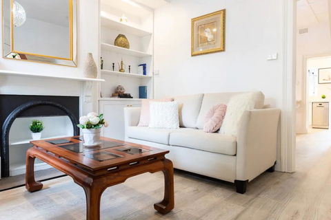 Amazing Waterview Terrace At The Rocks Sydney CBD - Pubs and Clubs 0